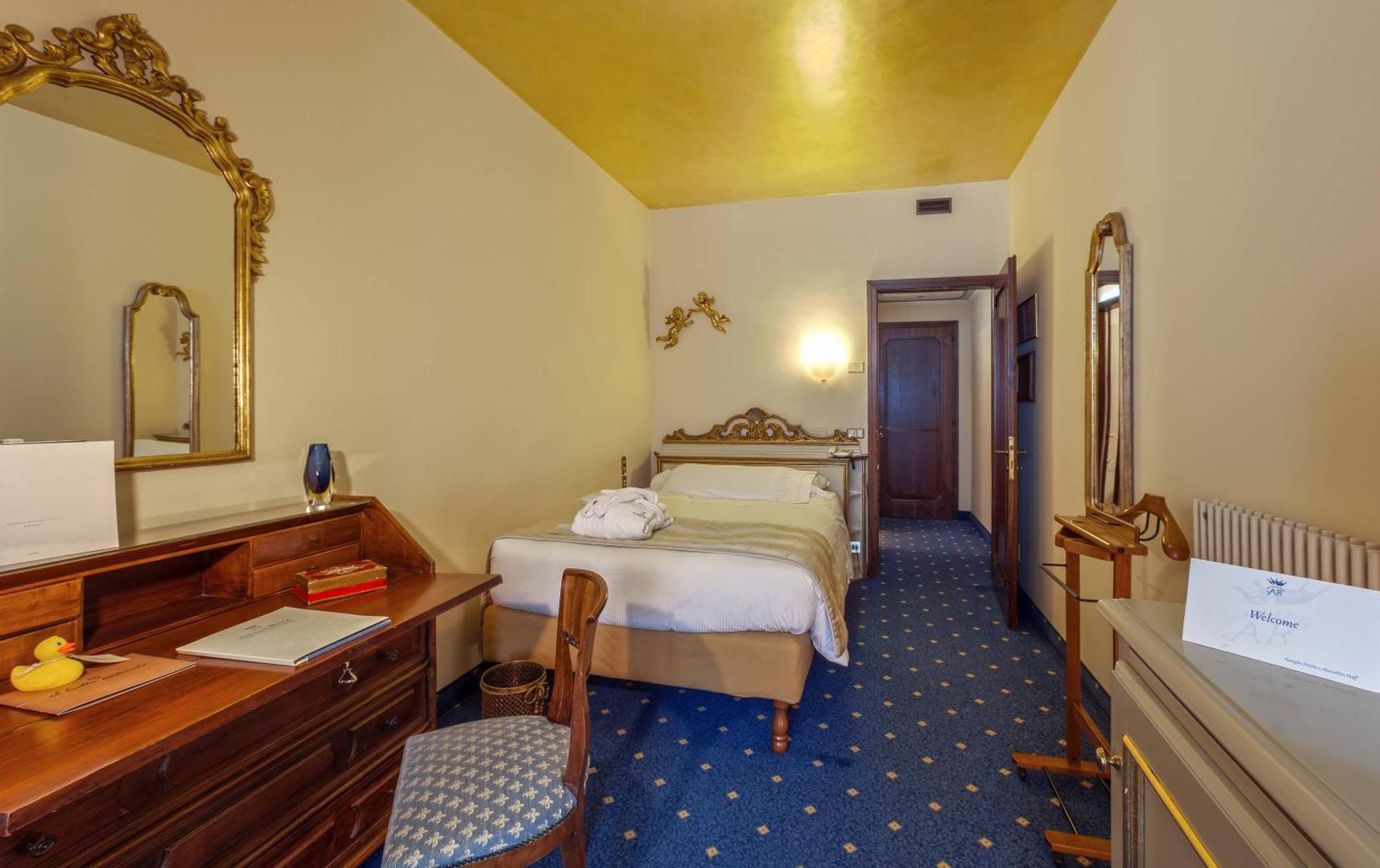 Standard Single Room,1082994814:JPEG