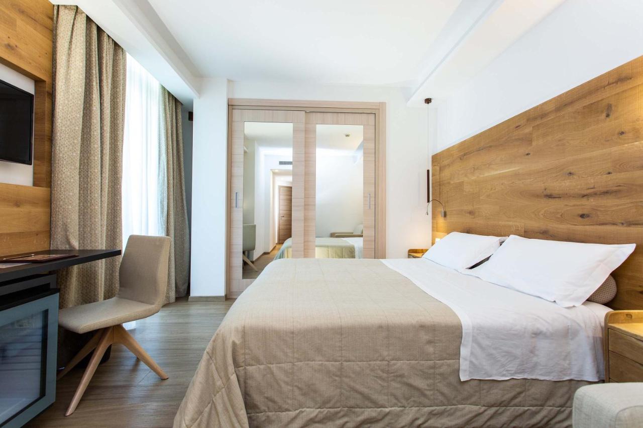 Deluxe Double or Twin Room Balcony