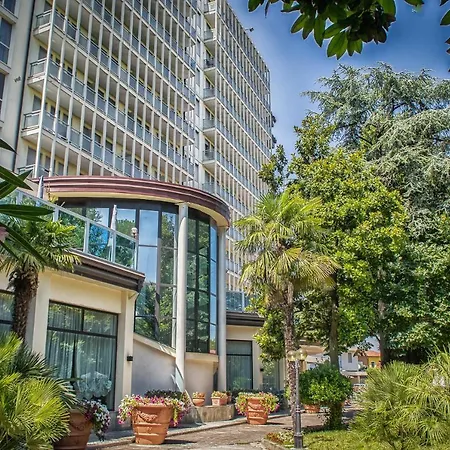 Hotel Internazionale Terme-3