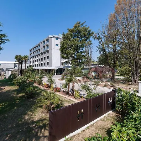 Hotel Harrys' Garden-3